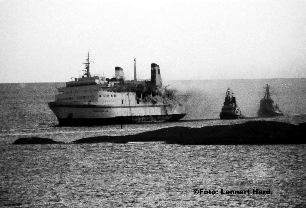 Först ut i denna intervjuserie om katastrofen med Scandinavian Star är kustbevakningens Stig Larsson som var den förste från Lysekil att gå ombord på fartyget denna tidiga morgon 7 april&nbsp;1990