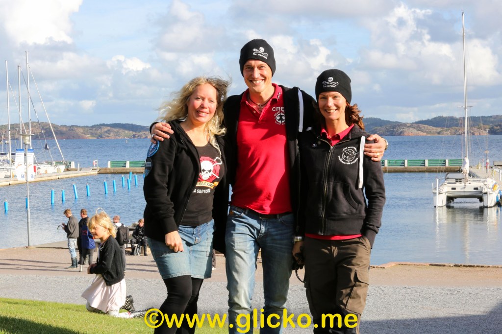 Paret Daniel och Malin Tiger Dahlström driver sedan 2004 dykarfirman Dive Team här i Lysekil. De lockar hit massor av folk och dessutom städar de hamnbassängen här i Lysekil varje&nbsp;år