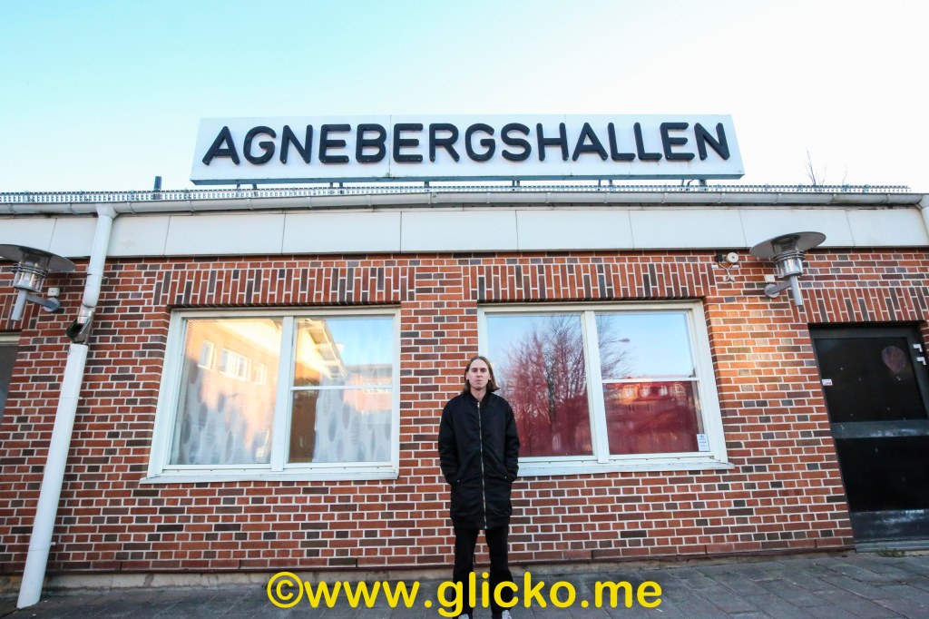 Den 8 april kommer Uddevallakillen Thomas Stenström hem och gör en konsert i Agnebergshallen i&nbsp;Uddevalla.