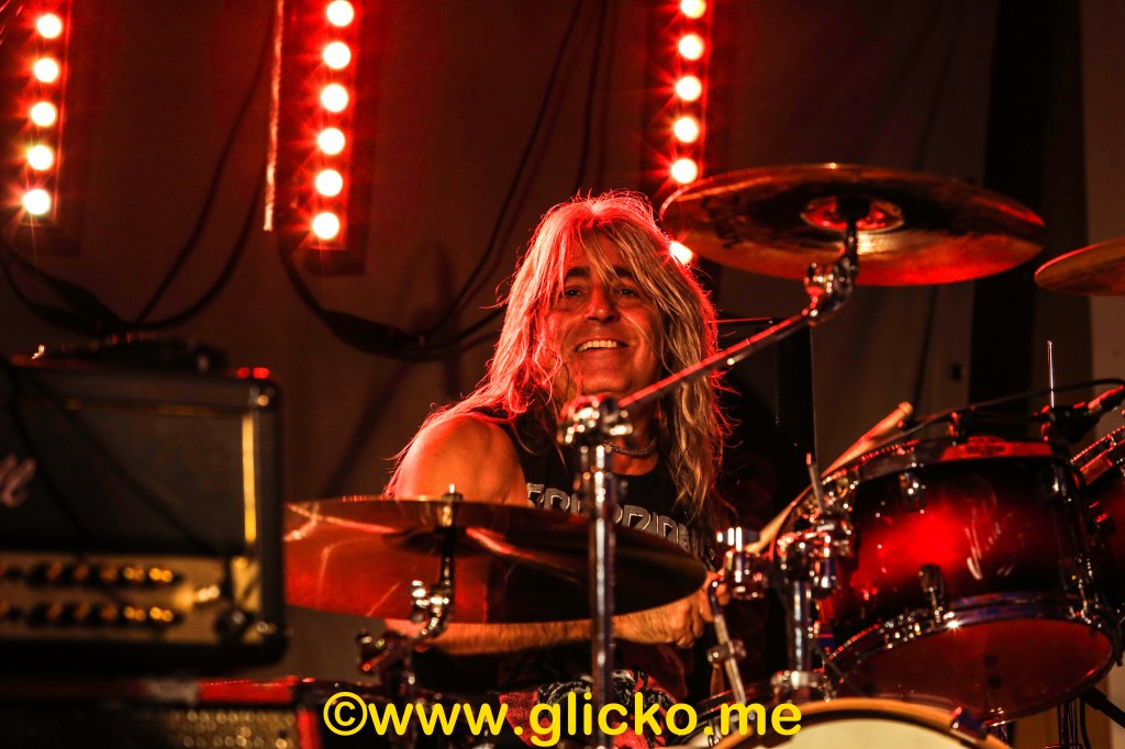 Det blev en sagolik magisk kväll med Mikkey Dee, Kee Marcello, Jakob Samuel, Mia Karlsson, Mats Levén, Gunnar Jaunupe, PartyPatrullen och förbandet Art Nation i Havsbadsparken i&nbsp;Lysekil.