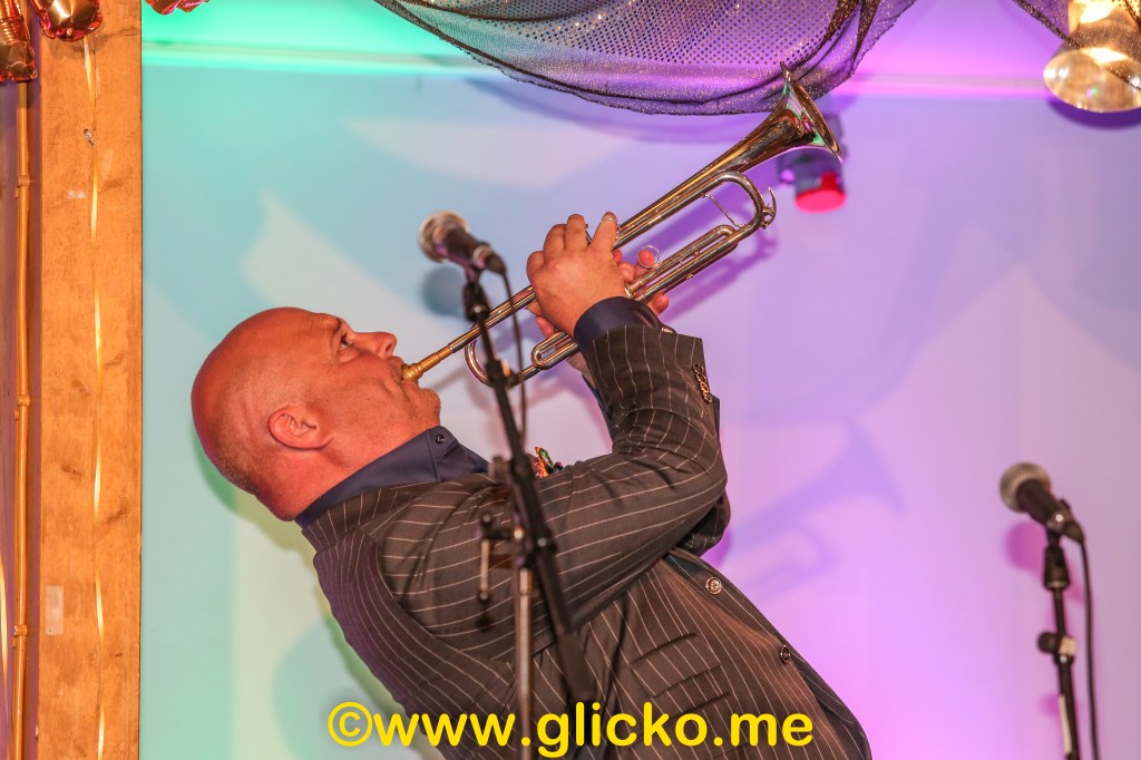 Festlig stämning när Lysekils Kulturvecka firade 10 år på Oscars.