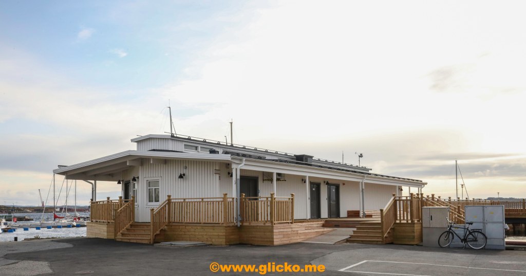 Idag får ni följa med och titta in i de nybyggda lokalerna i servicebyggnaden nere vid Havsbadsområdet här i&nbsp;Lysekil