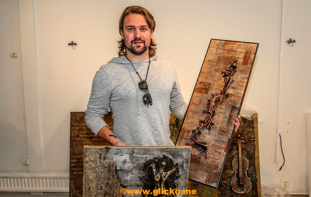 Under två veckor framåt så skall ni ta er tid och ta en tur till Fjällbacka och beskåda Oliver Skifs, fantastiska konstutställning i Fjällbacka i Stora Hotellets lokaler