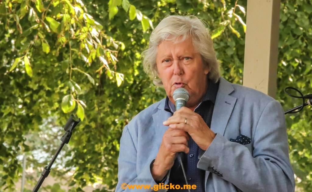 Tv -och radioprofilen Ulf Elfving kommer till Bokens Dag i Lysekil den 21&nbsp;oktober