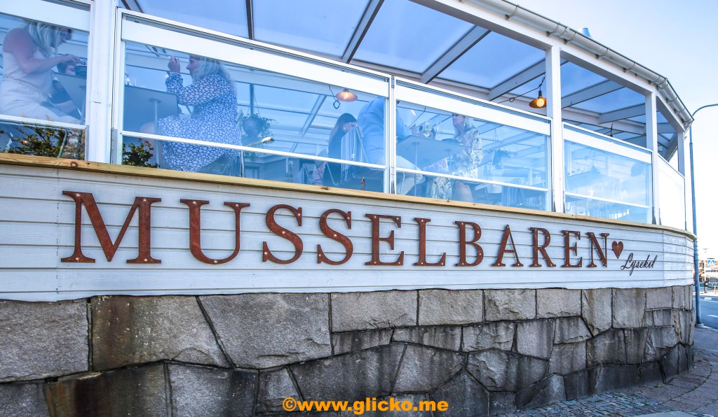 Musselbaren lämnar Lysekil