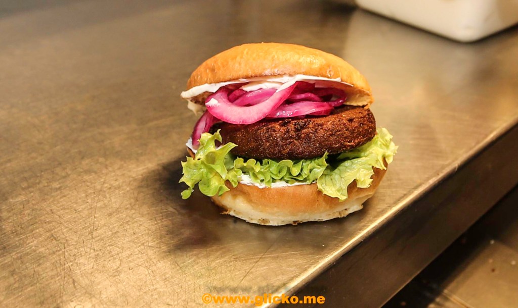 Gastro Box serverade sjöpungsburgare från Marine Taste på Hållbarhetsveckan