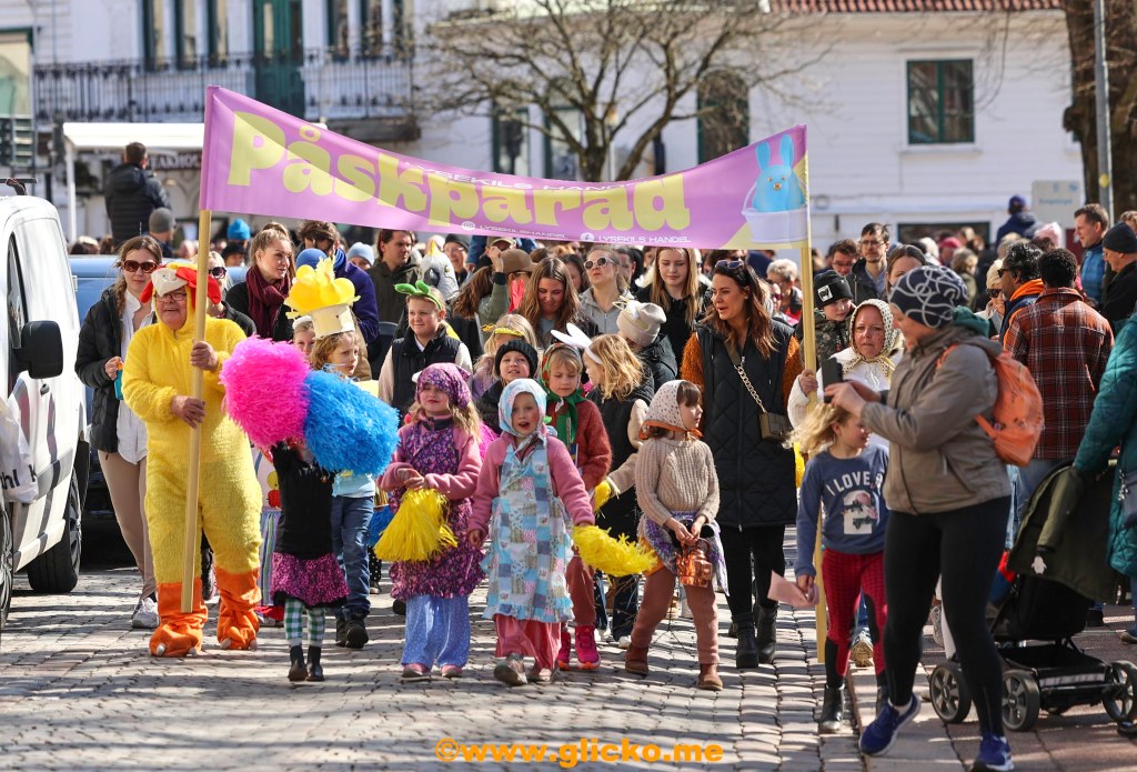 Succé för påskparaden i Lysekil
