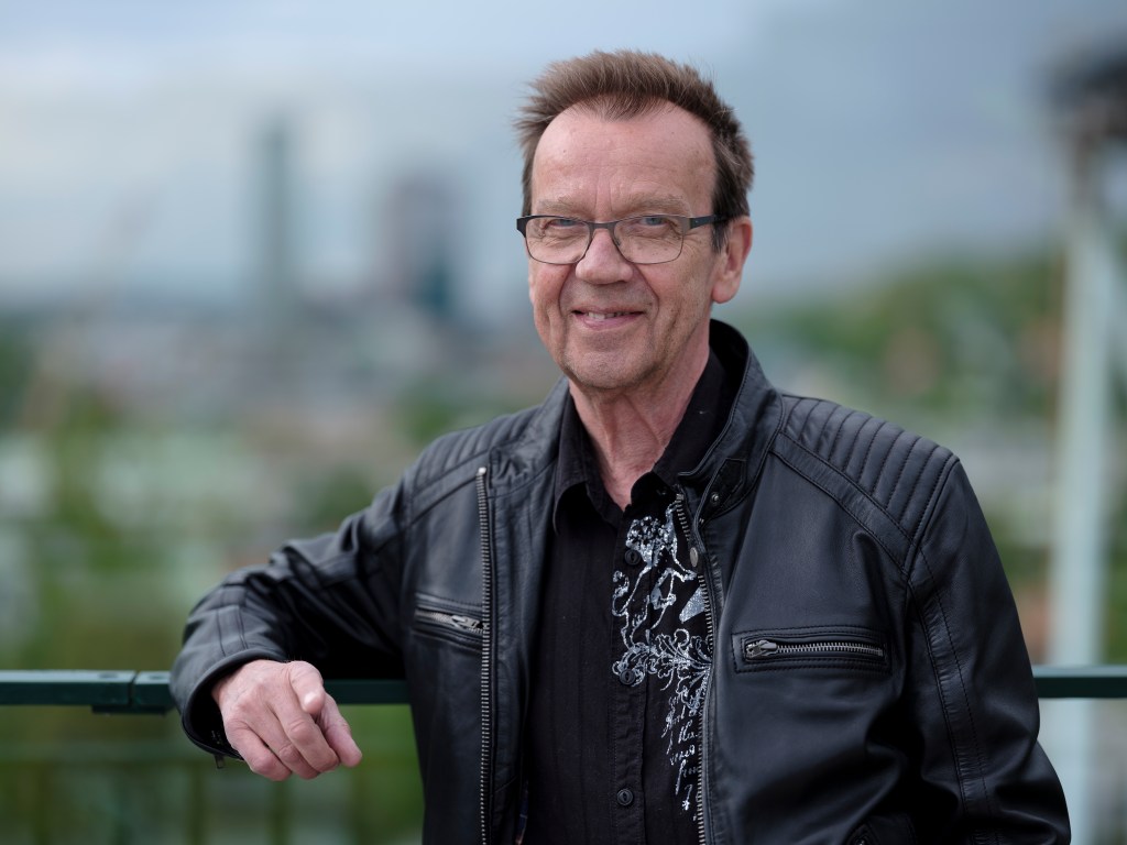 Björn Skifs släpper nyskriven ”Sommarvisa” lagom till midsommar