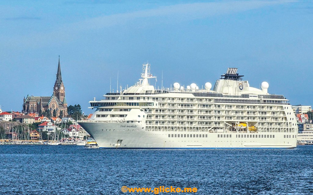 M/S The World världens största privata kryssningsfartyg besöker&nbsp;Lysekil