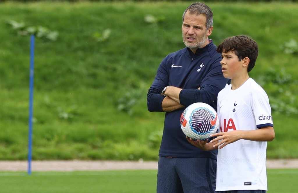 Tottenhams Hotspur FC Women har fått Lysekilsbördige Robert Vilahamn som&nbsp;huvudtränare