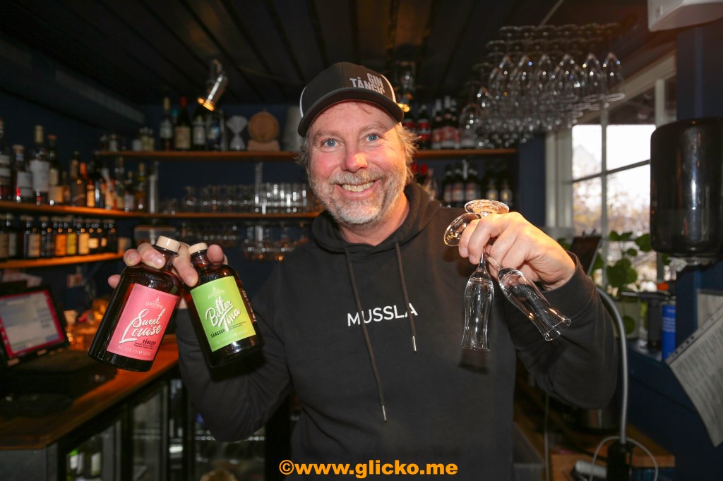 Klocktornet Destilleri släpper ”sångsup” ihop med Louise Hoffsten och Tina Ahlin