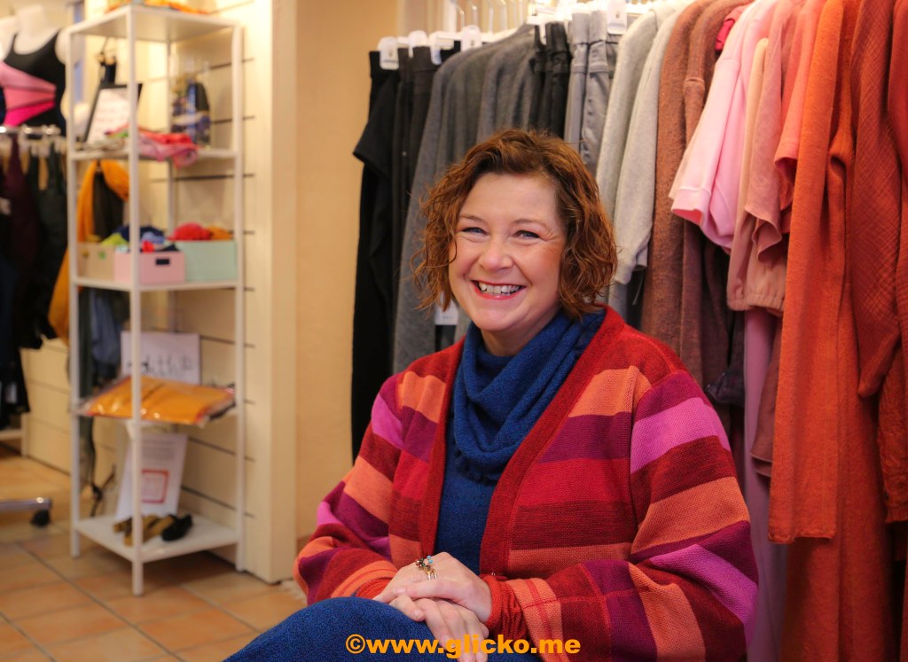 En otrolig varm händelse med glädje av Klädje som drivs av Linda&nbsp;Nordqvist