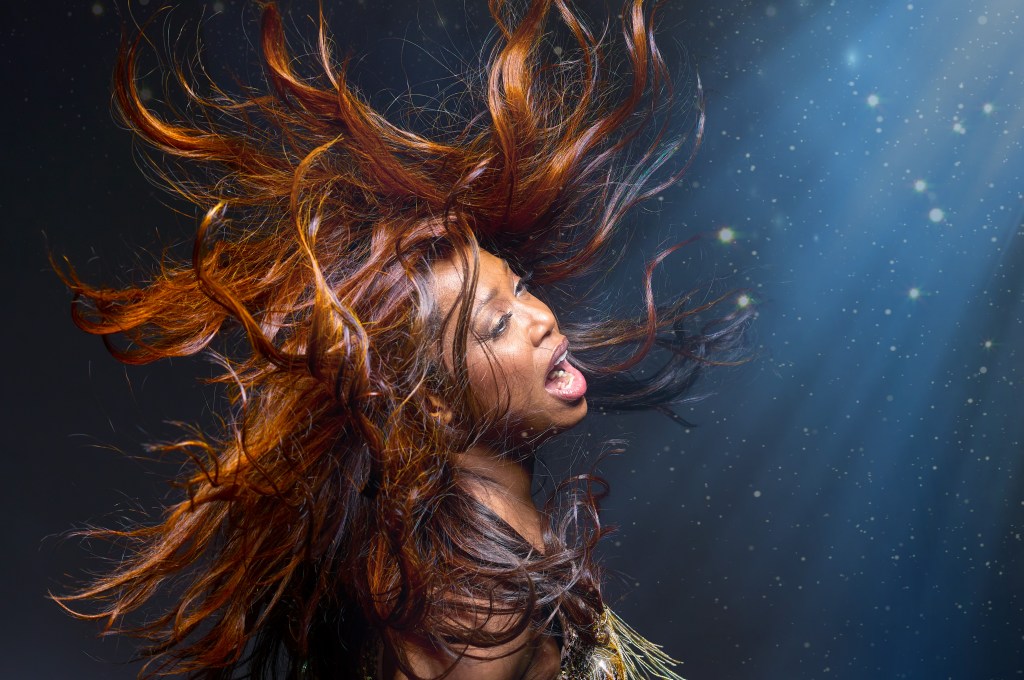 Ikväll är det turnépremiär på ett utsålt Rival i Stockholm för LaGaylia ”Tina – the Show”!