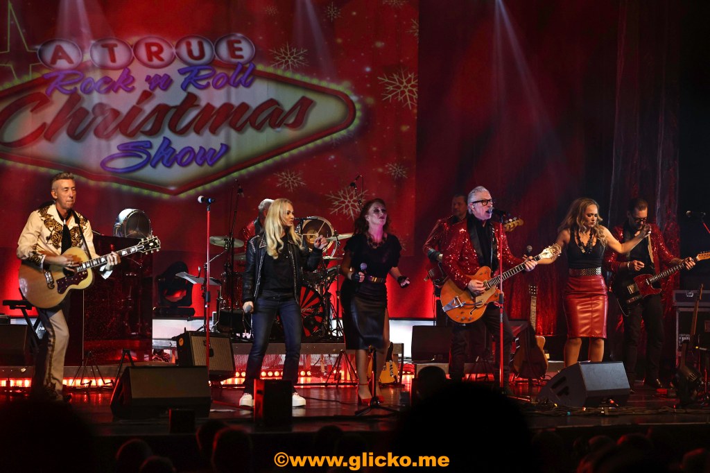 The Boppers, Rockabilly Fabulous och Jannica Fernström bjöd på en magisk kväll på Östraboteatern i&nbsp;Uddevalla