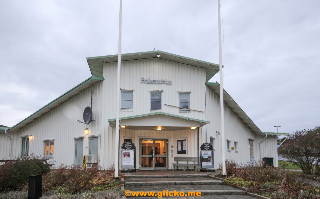 Igår i Skaftö Folkets Hus invigdes utställningen ”Att vara&nbsp;Skaftöbo”