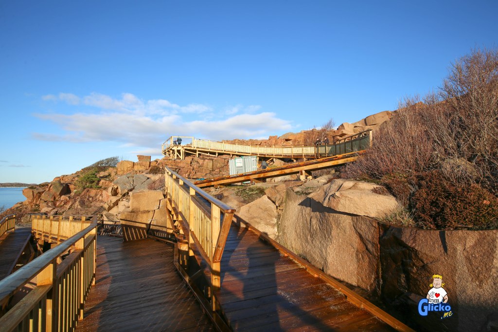 Sista brädan lagd på Västerhavspromenadens förlängning i&nbsp;Valbodalen