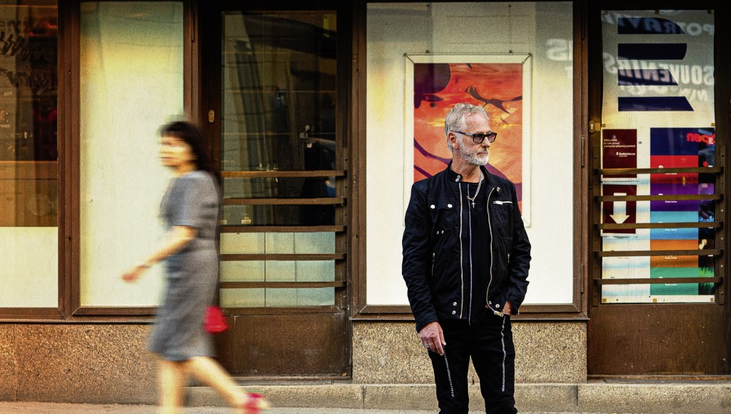 Uno släpper albumet Jag är på väg igen – ute 23&nbsp;januari