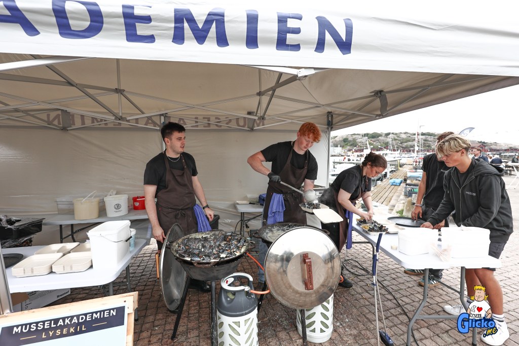 Cirka 500 portioner musslor serverades på Musselfesten i Norra Hamnen i&nbsp;lördags